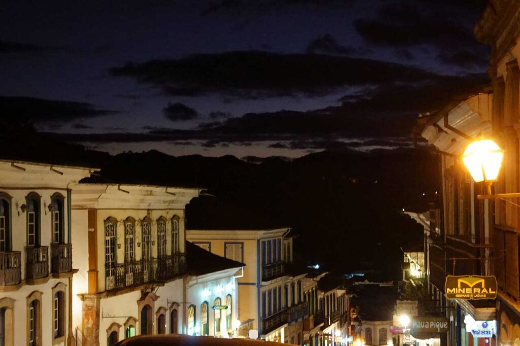 O que fazer em Ouro Preto à noite?